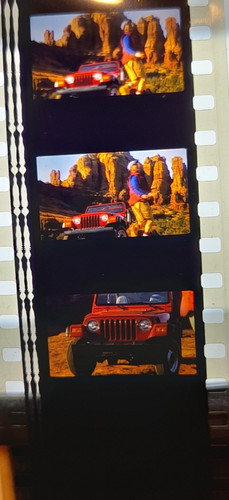 Jeep chrysler car sec - chrysler, 35mm