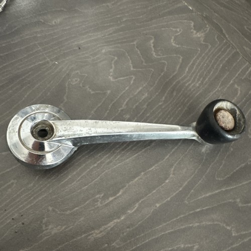 Car window crank - car, door